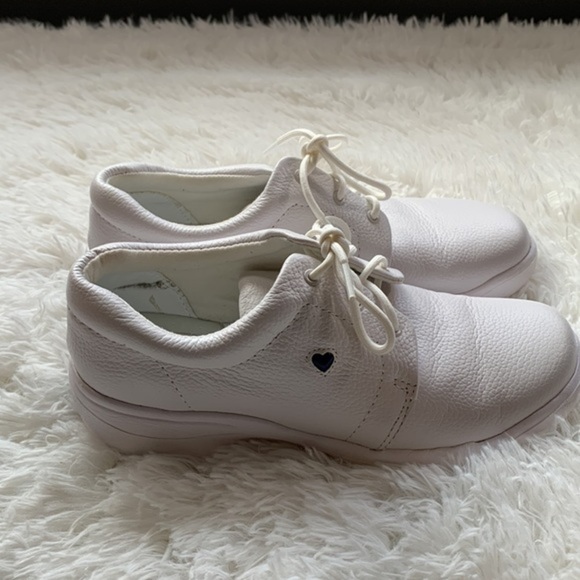 Nurse Mates Angel White Sneaker Shoes - Picture 7 of 14